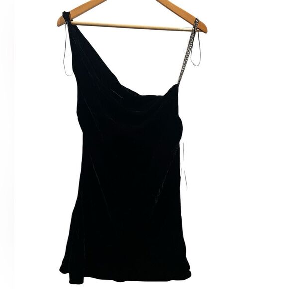 New velvet Zara dress - Picture 1 of 4